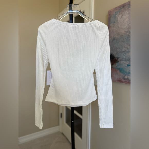 New Backyard Roses Ribbed Long Sleeve Top With Cross Tie Women’s Small White - Picture 4 of 4